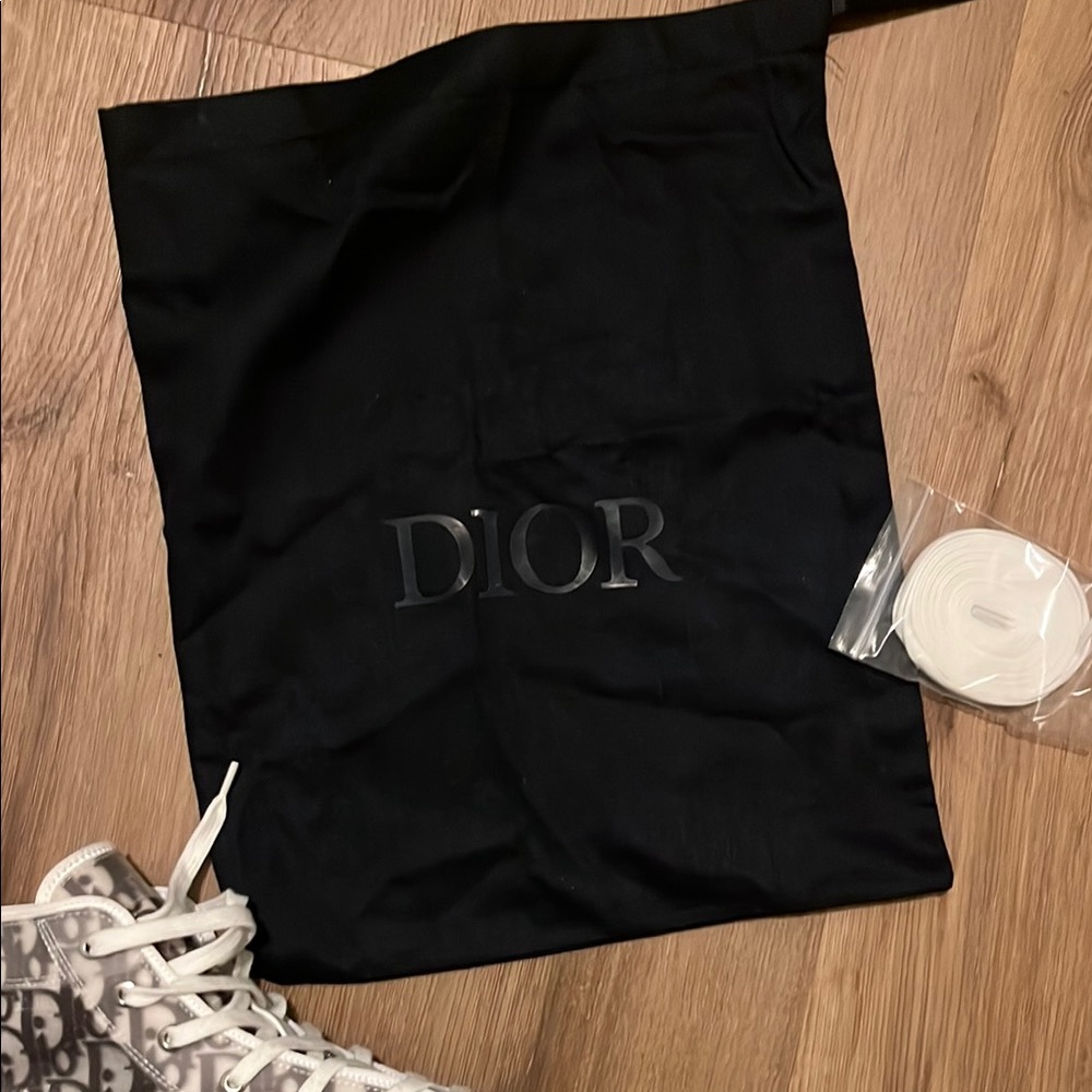 Dior Monogram High-Top Sneakers in Black and Cream - Picture 6 of 6